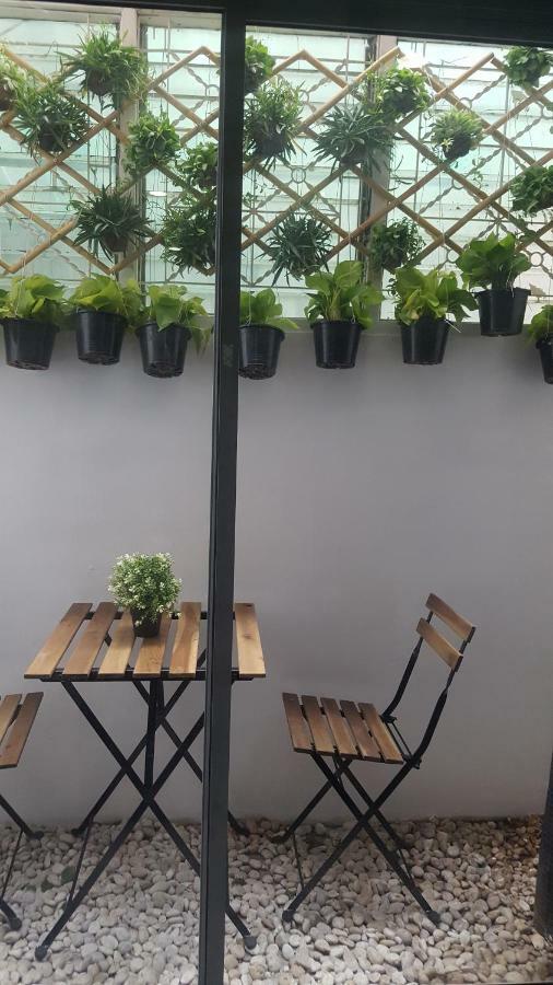 Haus Sathorn 21 Bed And Breakfast Bangkok Ngoại thất bức ảnh