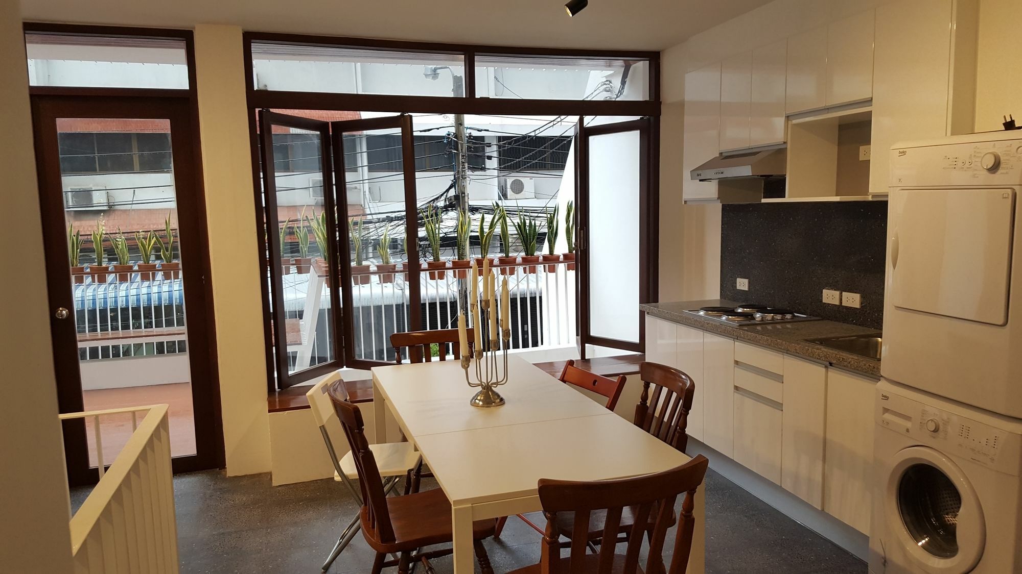 Haus Sathorn 21 Bed And Breakfast Bangkok Ngoại thất bức ảnh